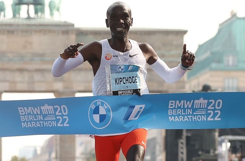 Eliud Kipchoge  _ World Marathon Record  