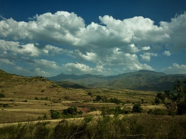 Hiking _ Trekking _ Ethiopia _ Landscape near Lalibela 